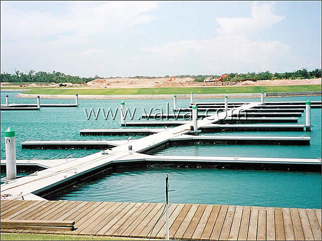 floating dock